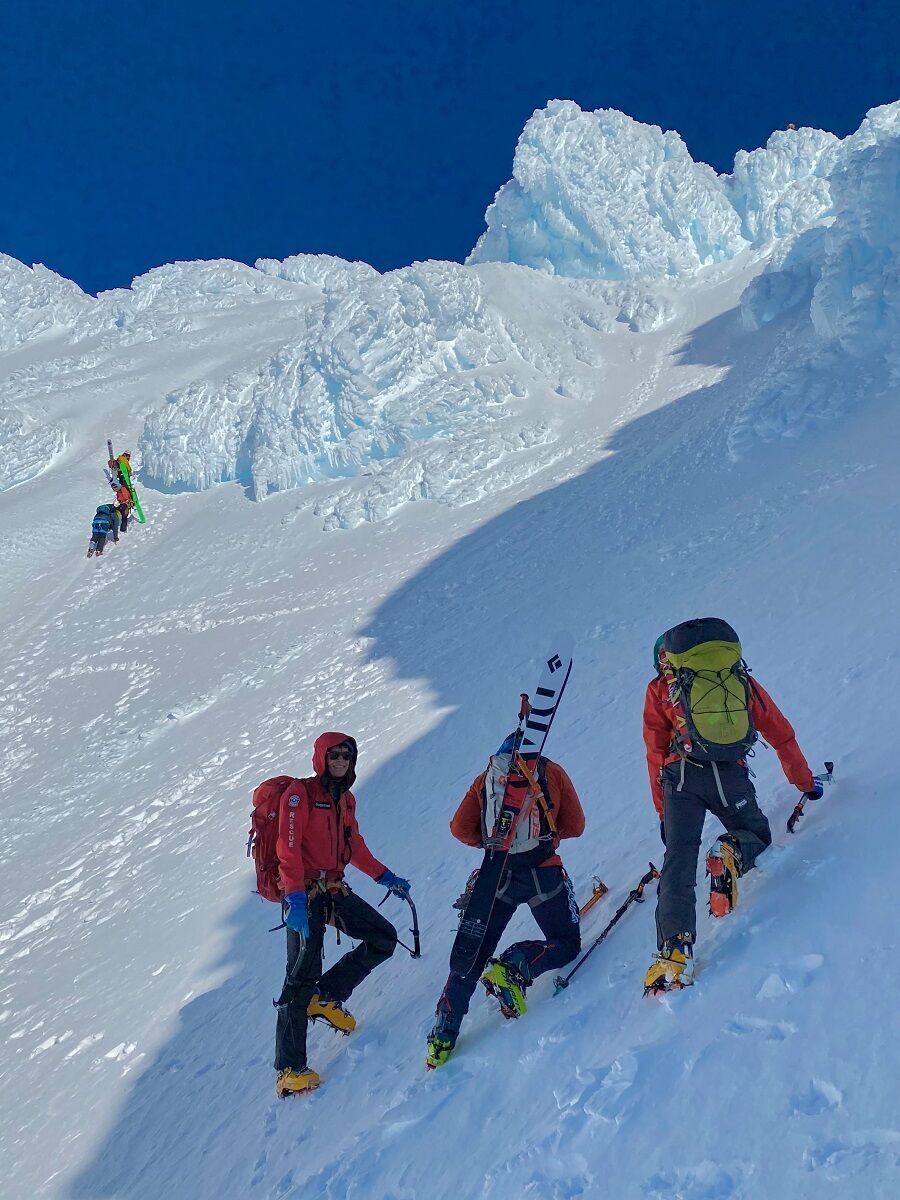 Search and rescue teams, including the Hood River-based Crag Rats, rescued a Eugene man Jan. 22. Photo courtesy HR County Sheriff’s Office